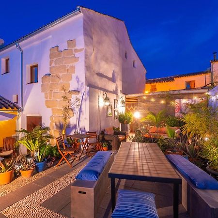 Atelier 88 Bed & Breakfast Alcala La Real Exterior photo
